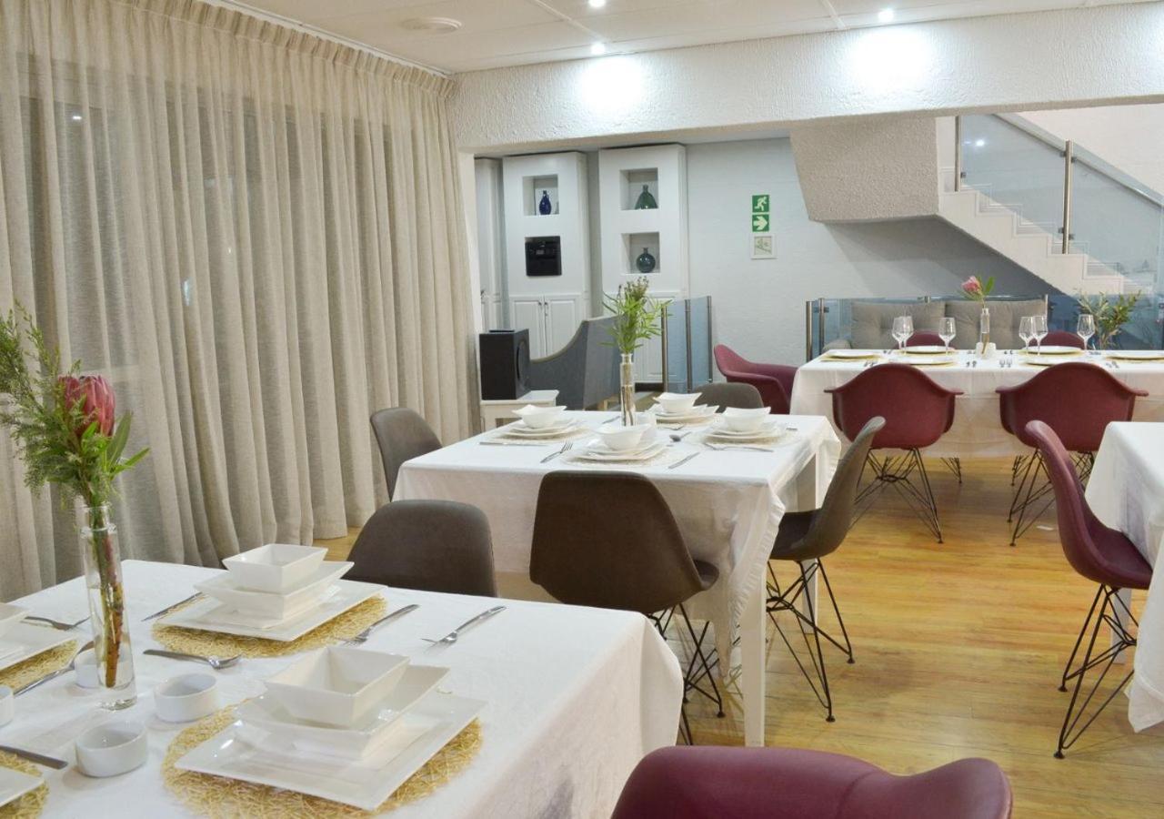 Diaz Ocean View Hotel モーセル・ベイ エクステリア 写真