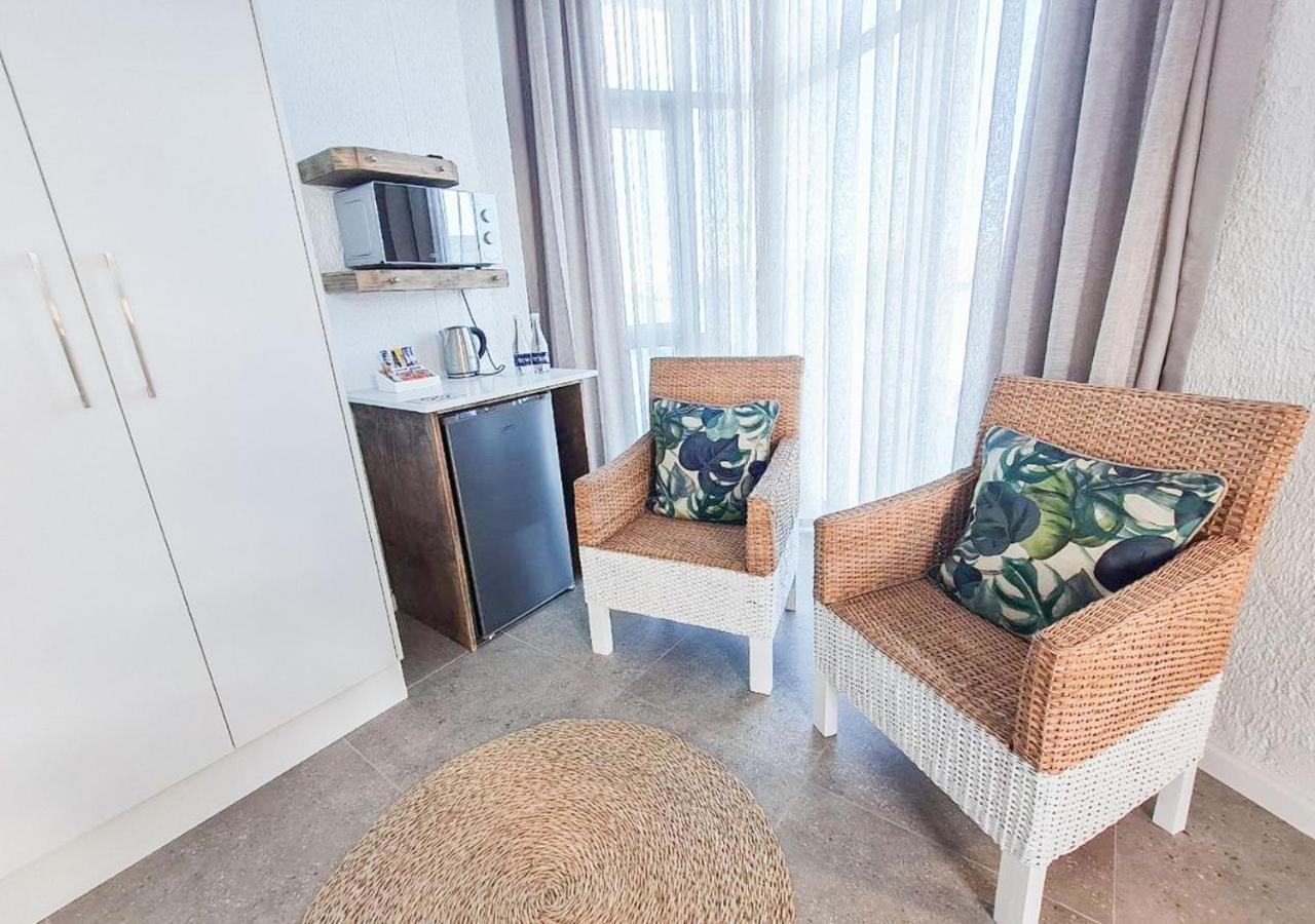 Diaz Ocean View Hotel モーセル・ベイ エクステリア 写真