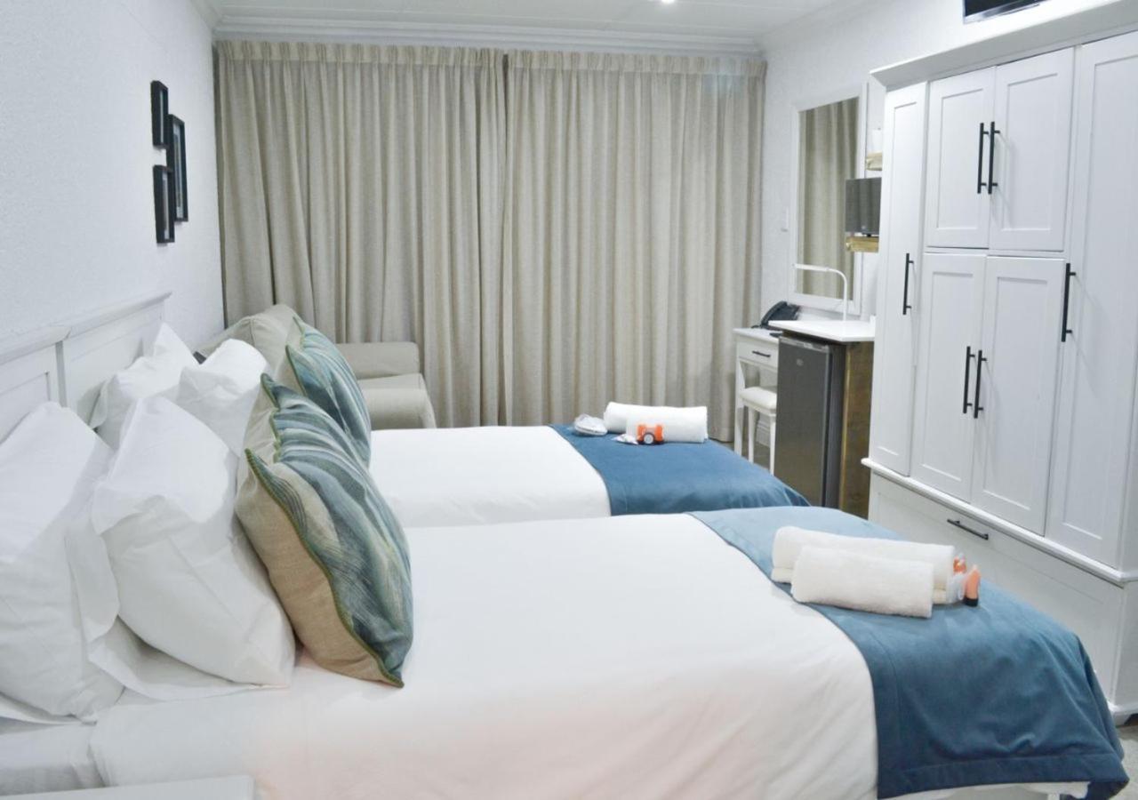 Diaz Ocean View Hotel モーセル・ベイ エクステリア 写真
